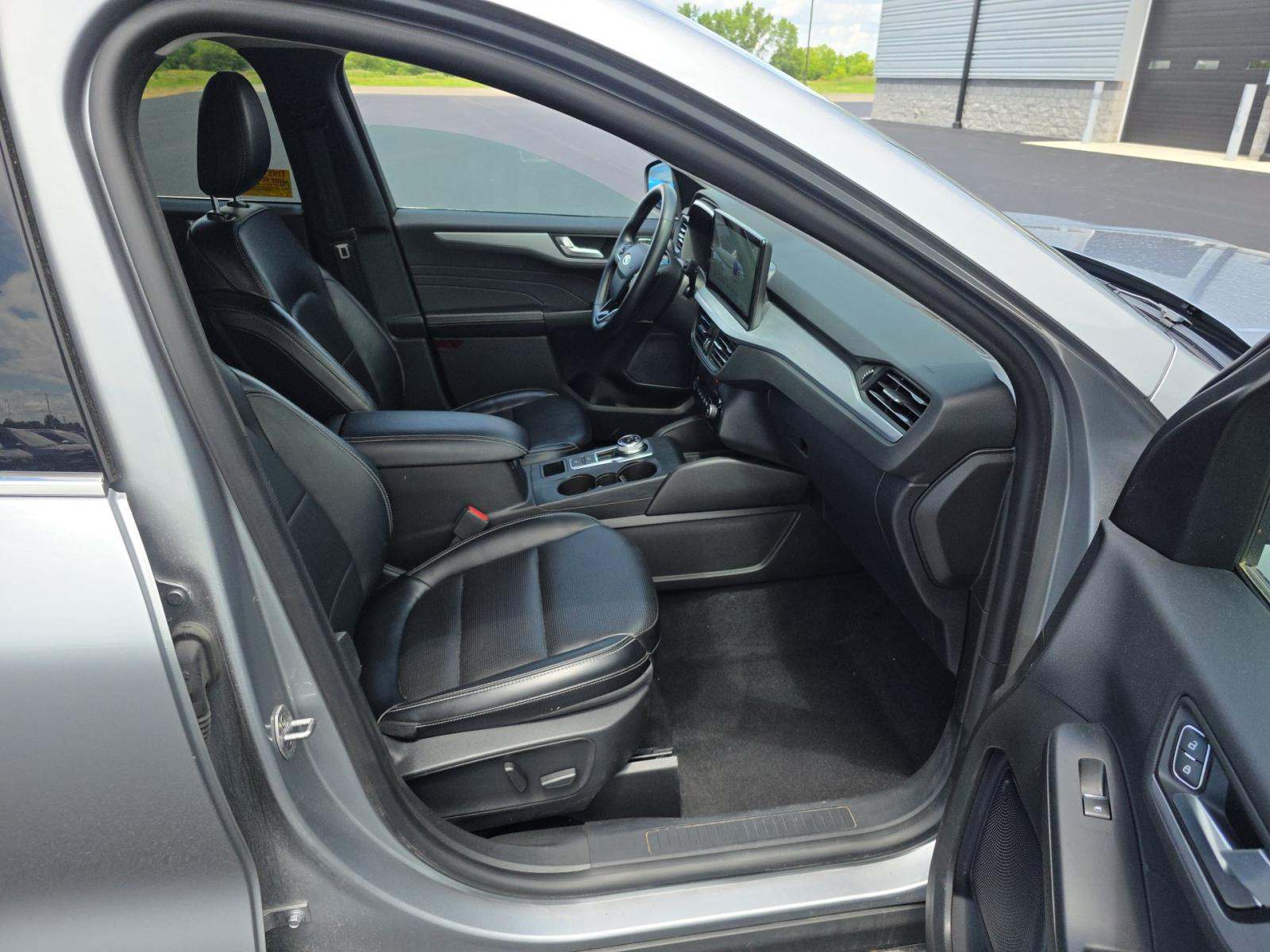 2024 Ford Escape Platinum AWD