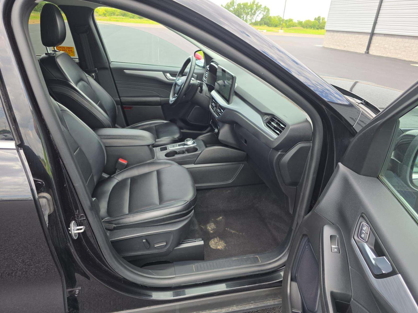 2024 Ford Escape Platinum AWD