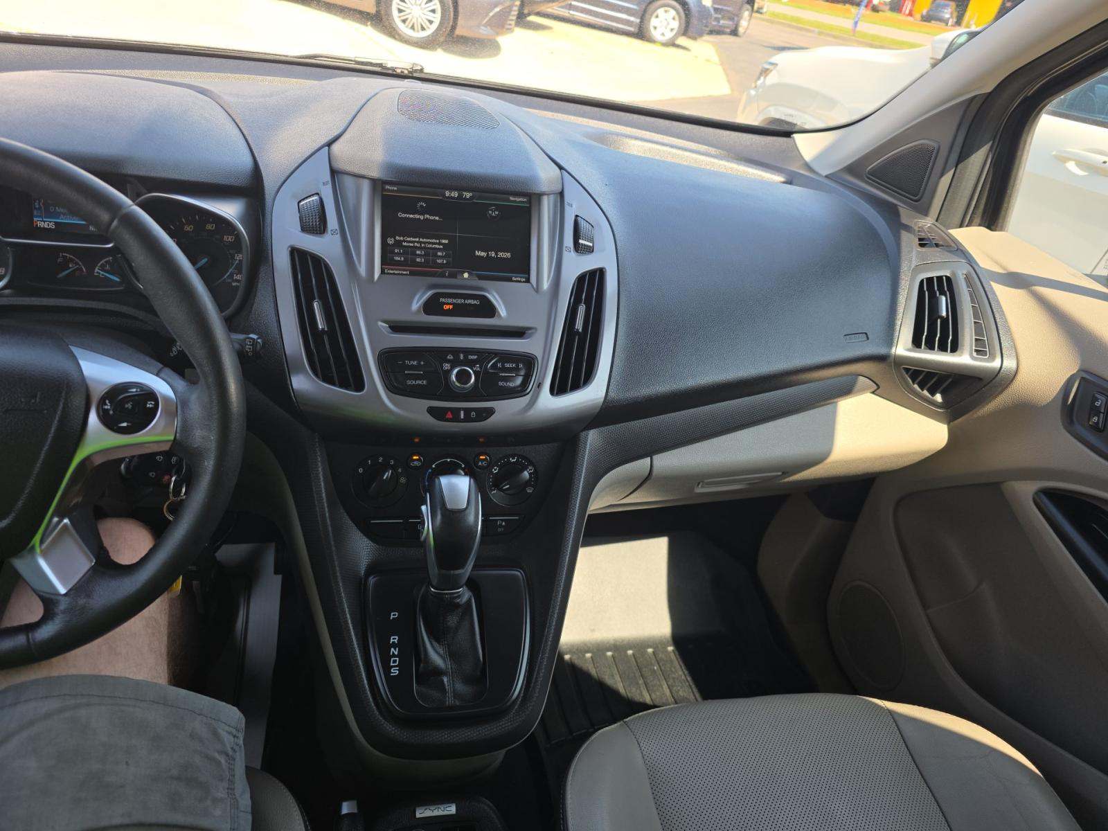FORD TRANSIT CONNECT - 10