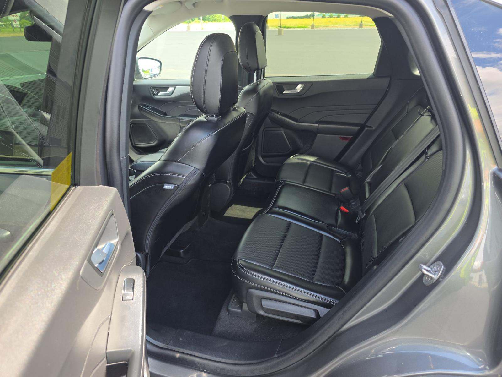 2025 Ford Escape Platinum AWD