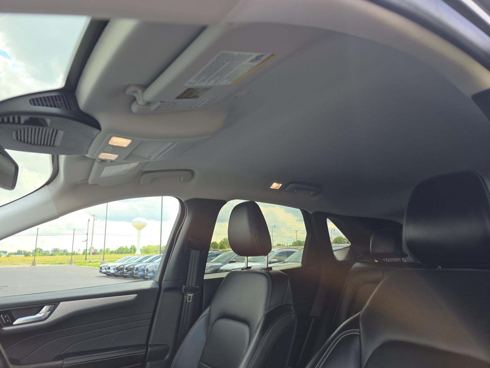 2025 Ford Escape Platinum AWD