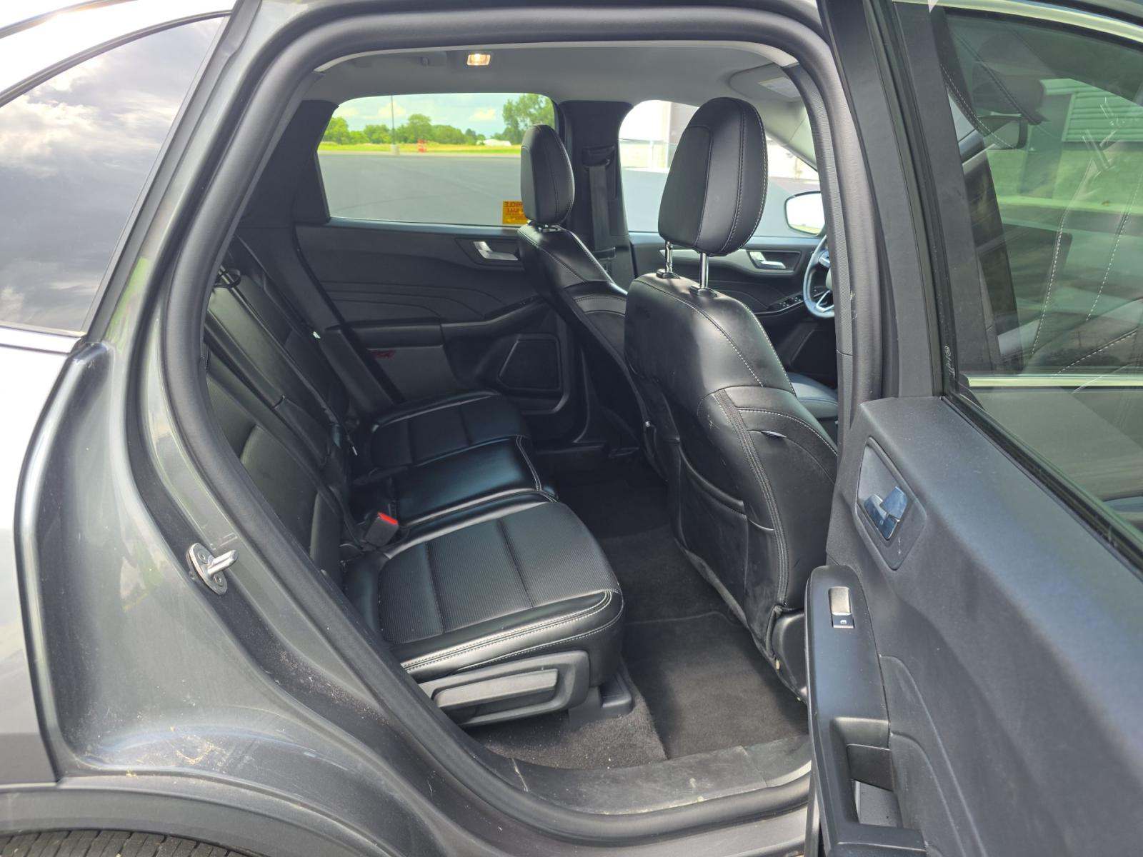 2025 Ford Escape Platinum AWD