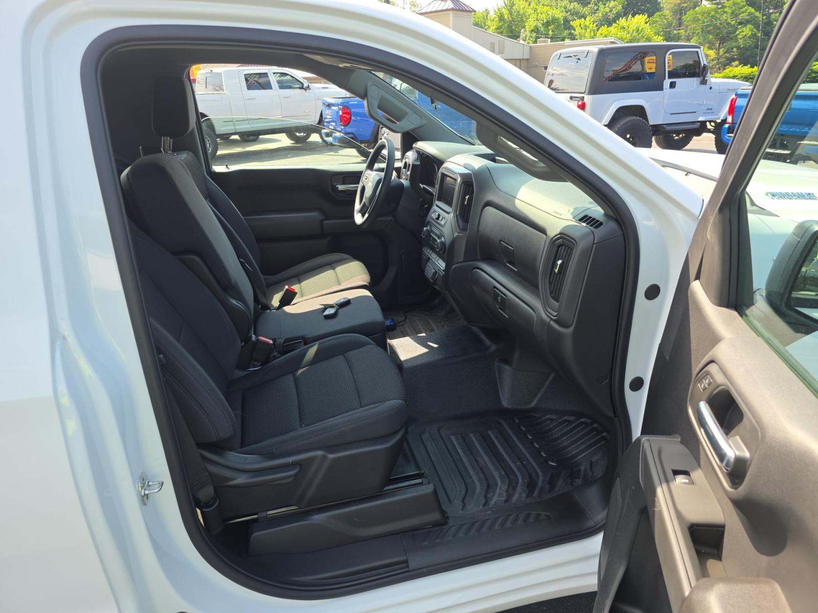 2025 Chevrolet Silverado 1500 Work Truck AWD