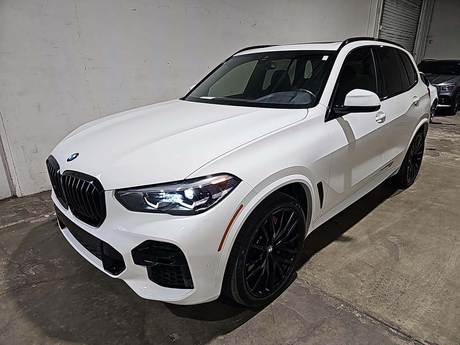 2022 BMW X5 xDrive40i AWD