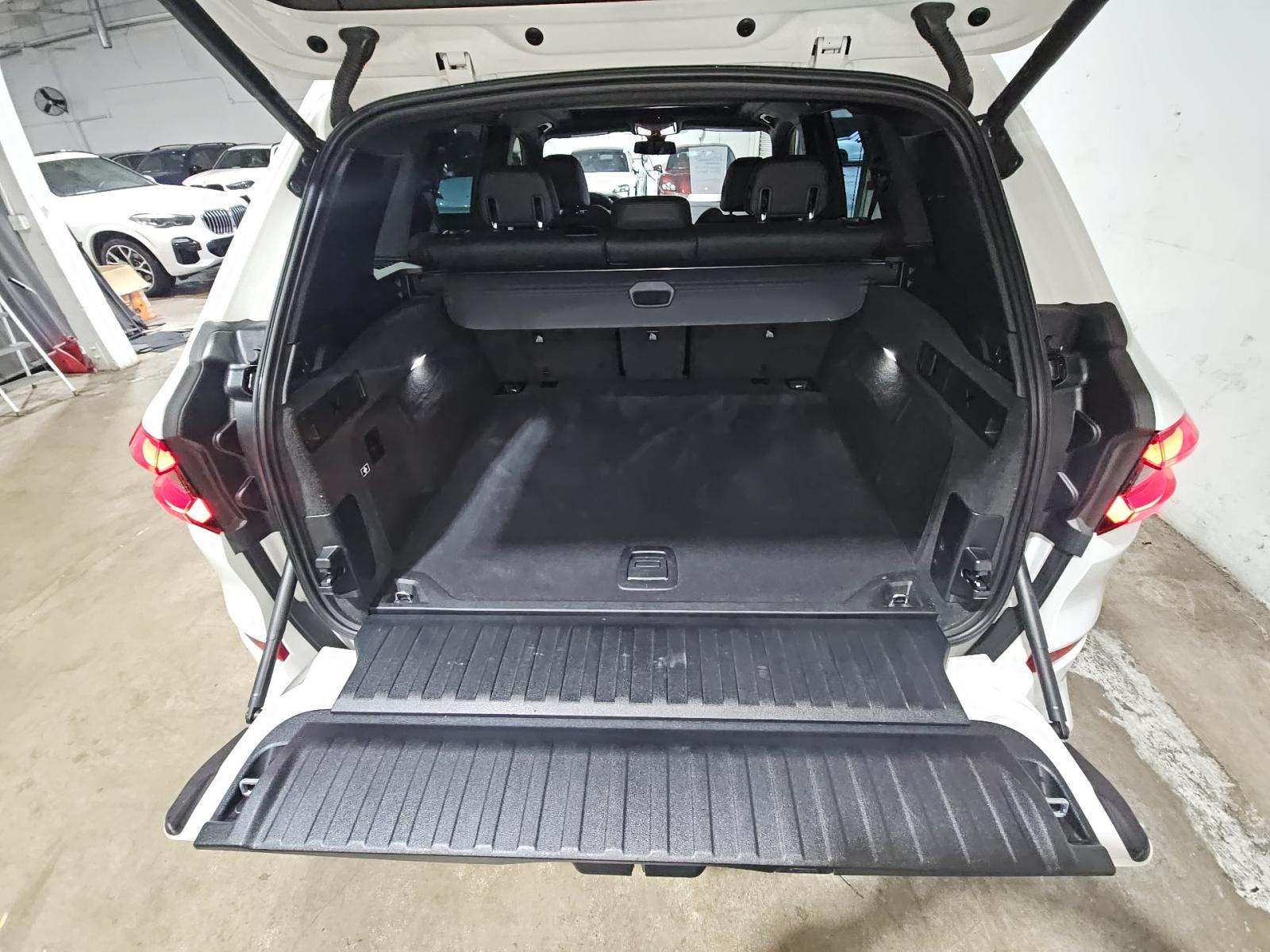 2022 BMW X5 xDrive40i AWD