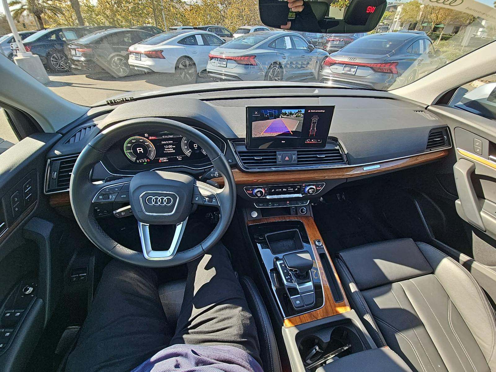 2023 Audi Q5 e Plug-In Hybrid S line Premium AWD