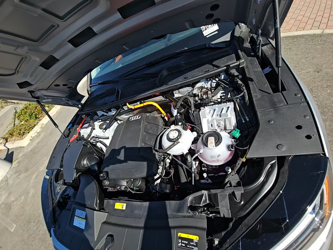 2023 Audi Q5 e Plug-In Hybrid S line Premium AWD