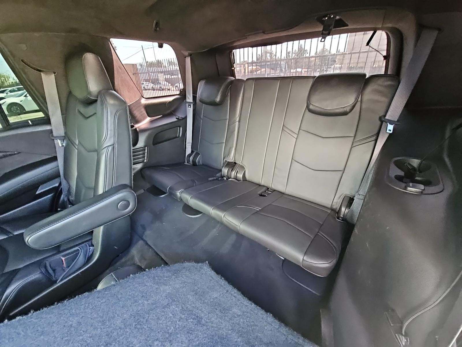 2015 Cadillac Escalade Platinum RWD