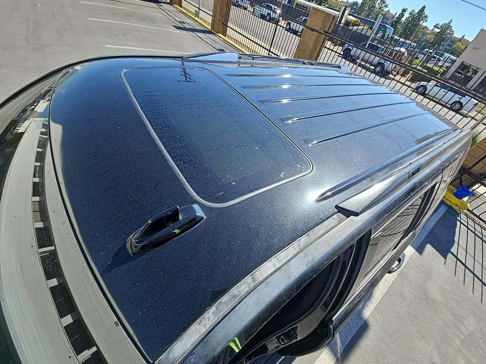 2015 Cadillac Escalade Platinum RWD