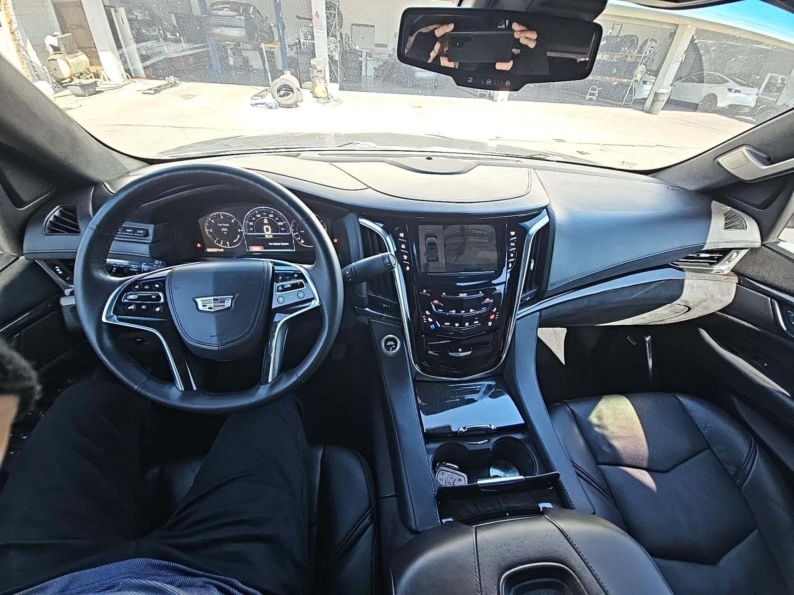 2015 Cadillac Escalade Platinum RWD