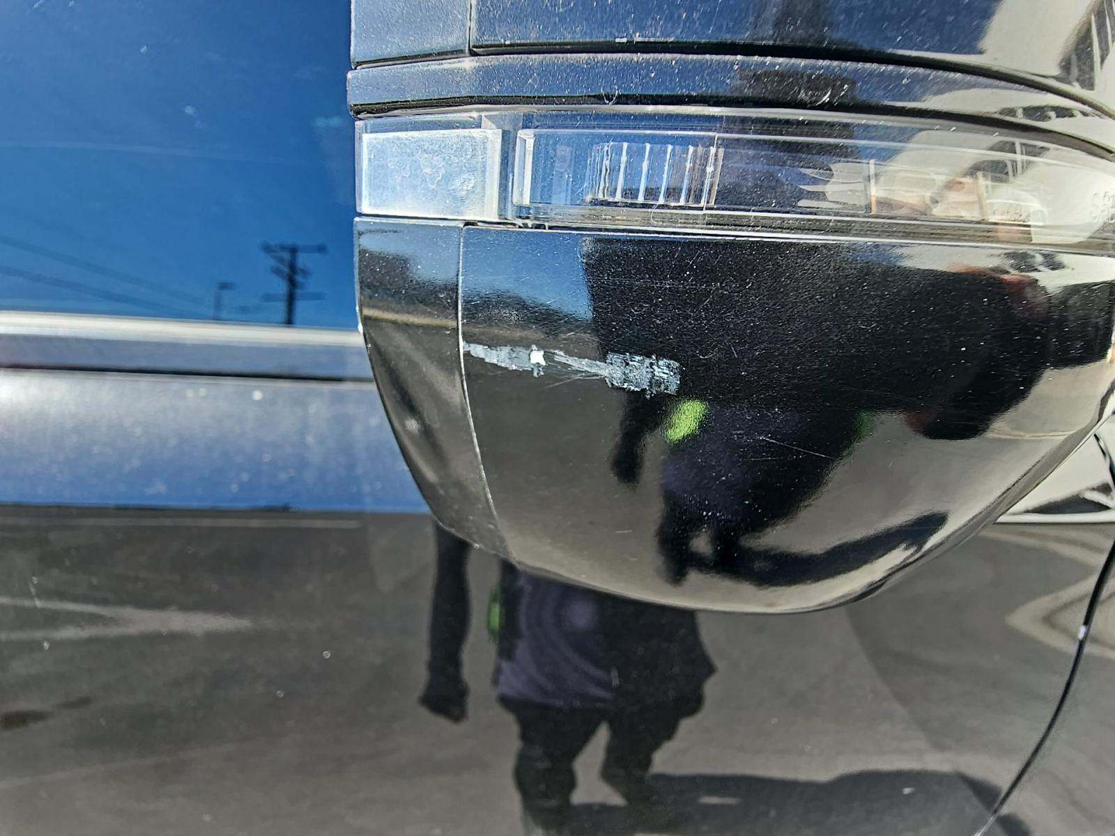 2015 Cadillac Escalade Platinum RWD