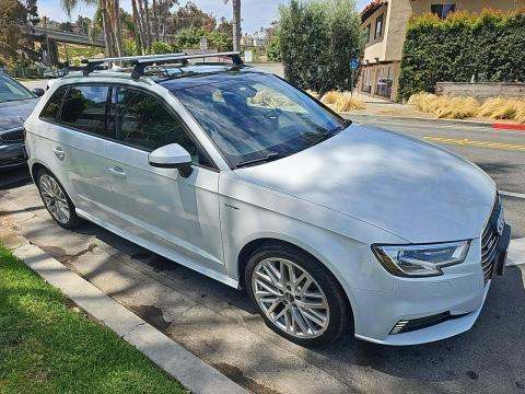 2018 Audi A3 e-tron Premium FWD