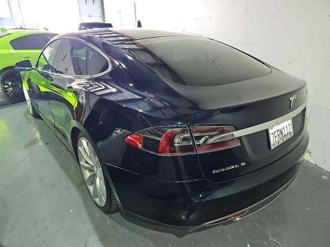 2014 Tesla Model S 85 RWD