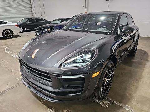 2022 Porsche Macan Base AWD