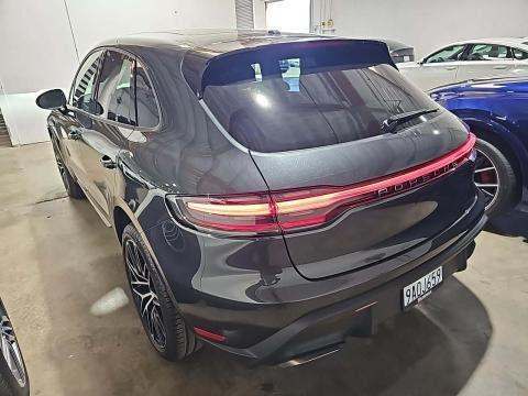 2022 Porsche Macan Base AWD