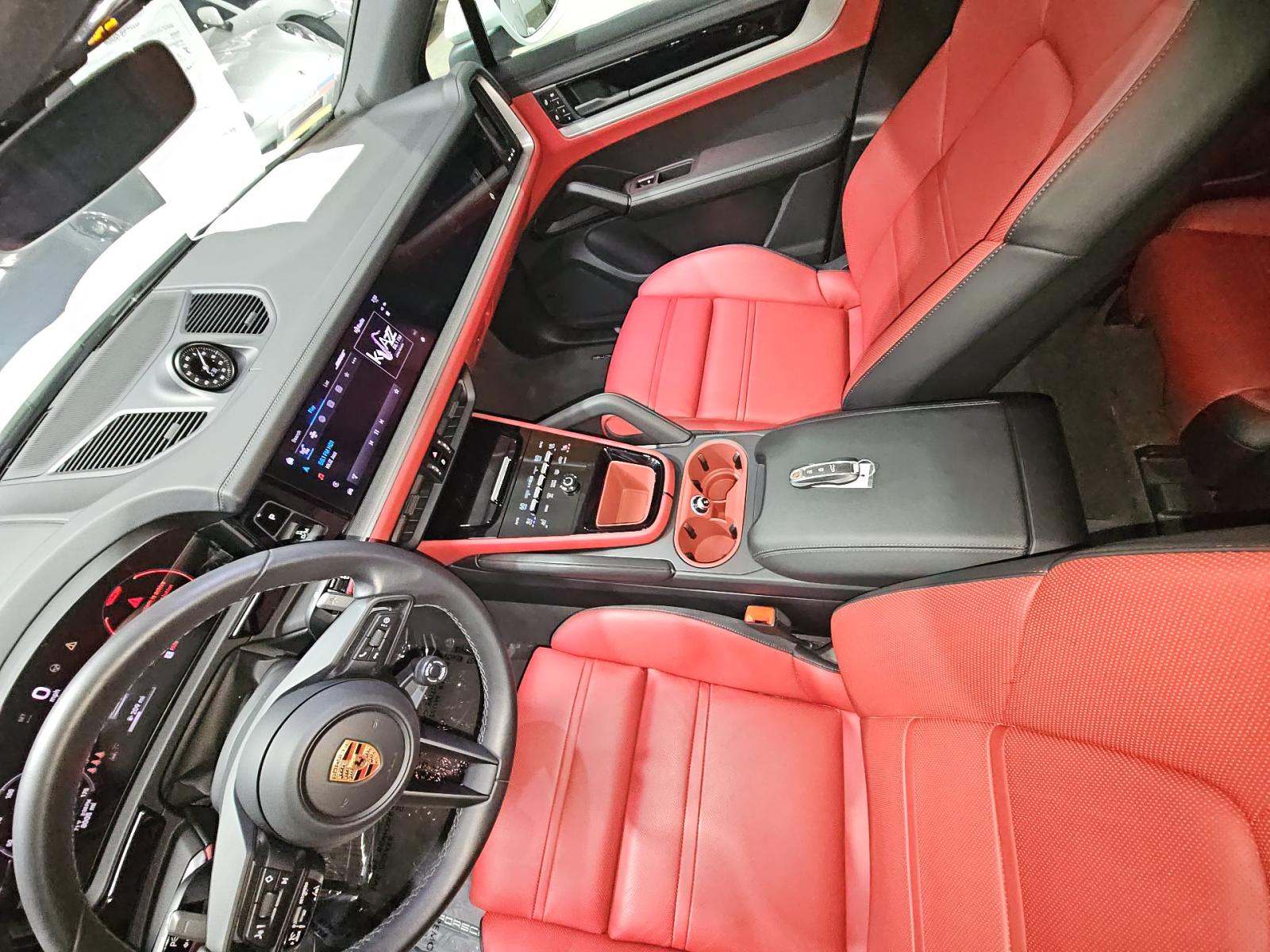 2024 Porsche Cayenne Base AWD