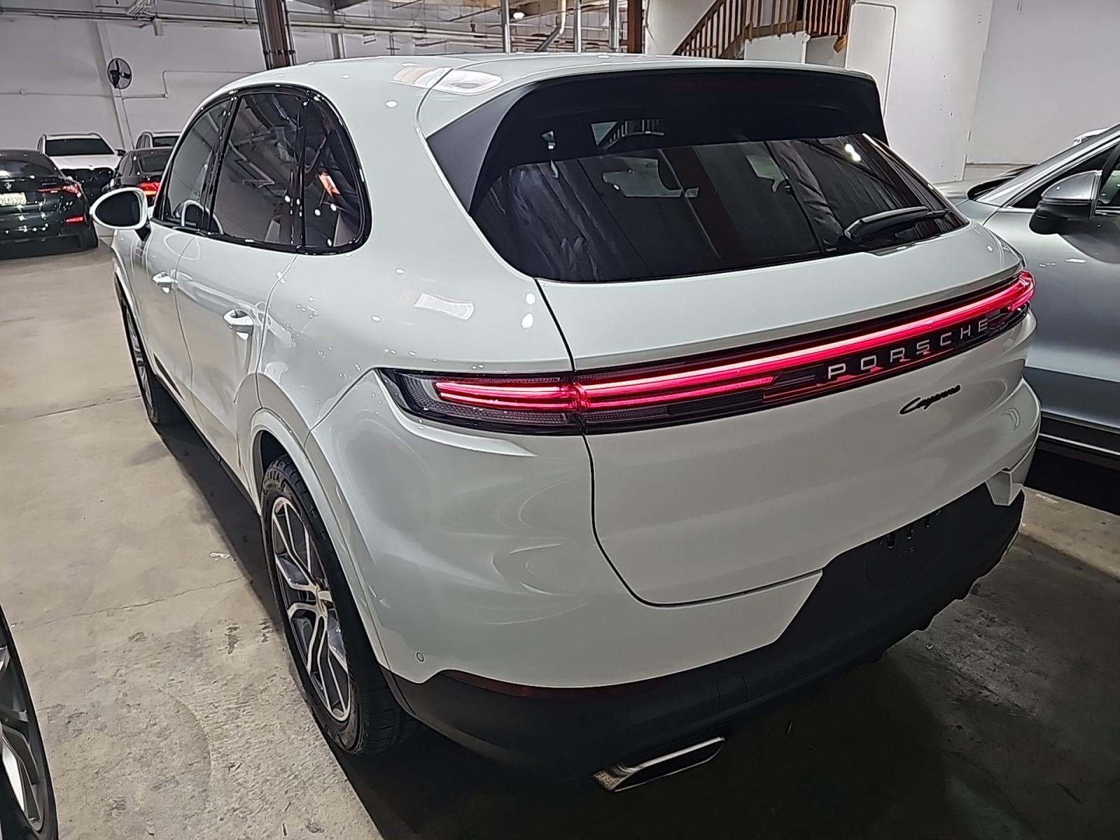 2024 Porsche Cayenne Base AWD