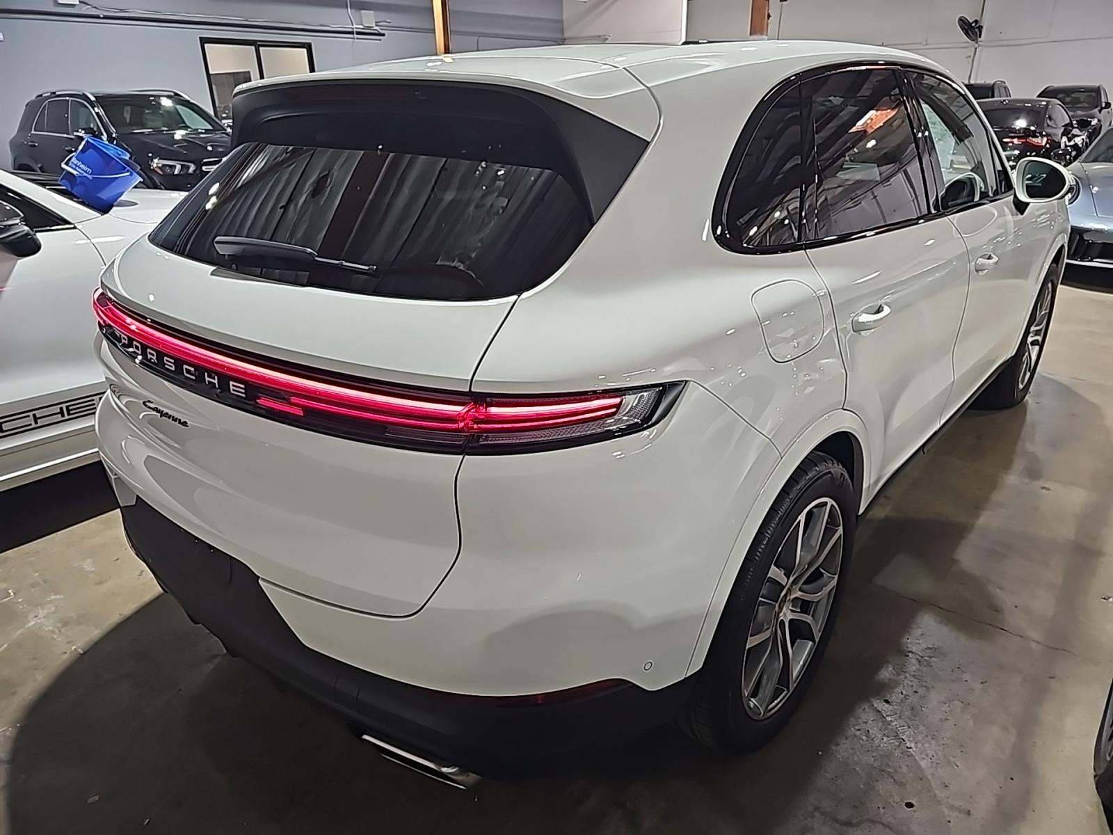 2024 Porsche Cayenne Base AWD