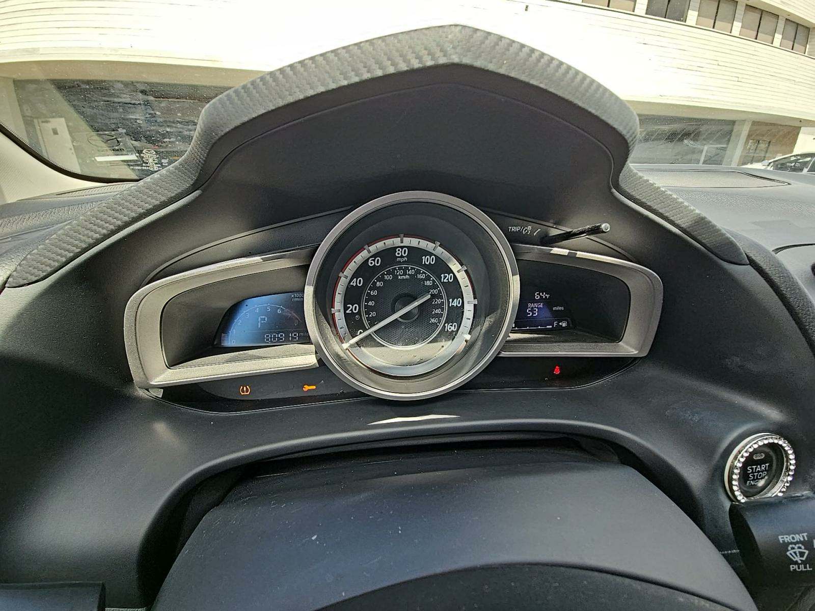 2015 MAZDA MAZDA3 i Sport FWD