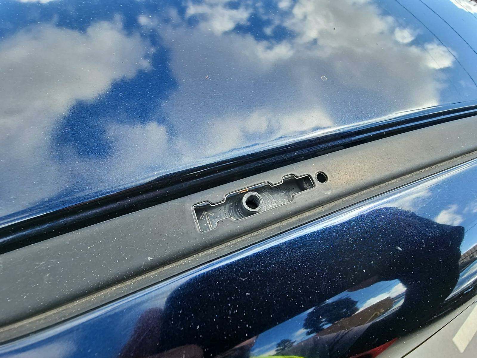 2015 MAZDA MAZDA3 i Sport FWD