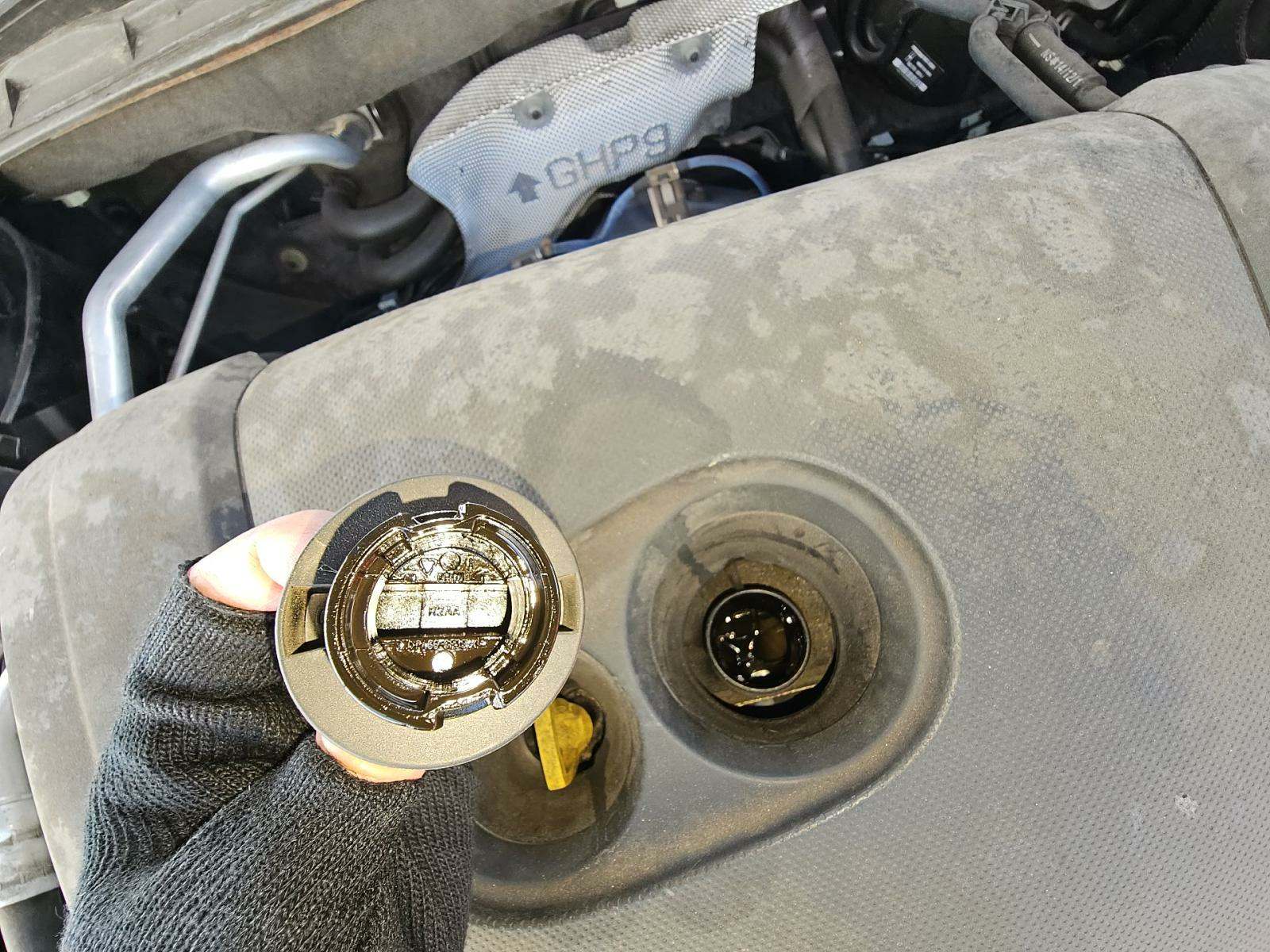 2015 MAZDA MAZDA3 i Sport FWD