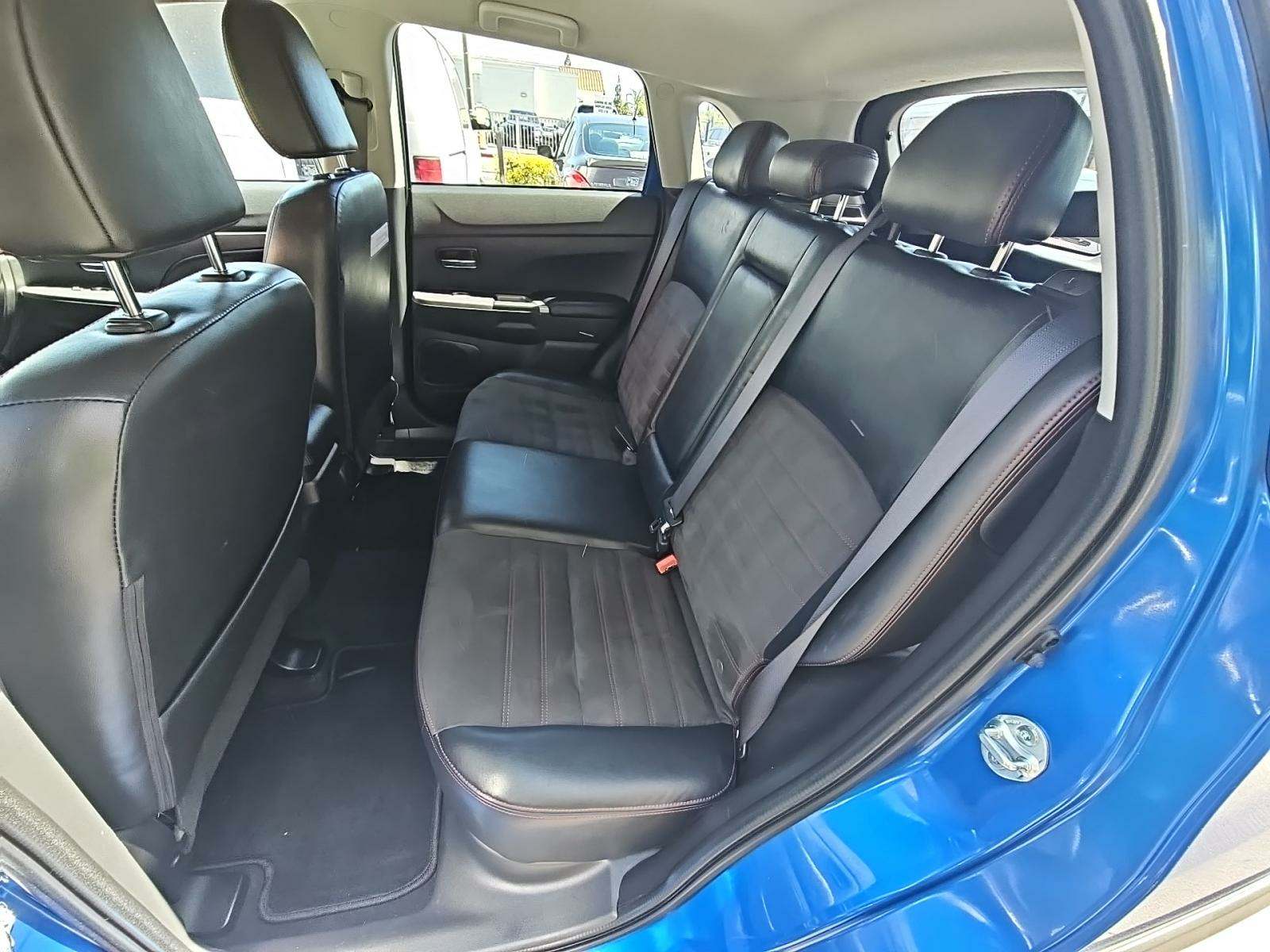 2018 Mitsubishi Outlander Sport SE FWD