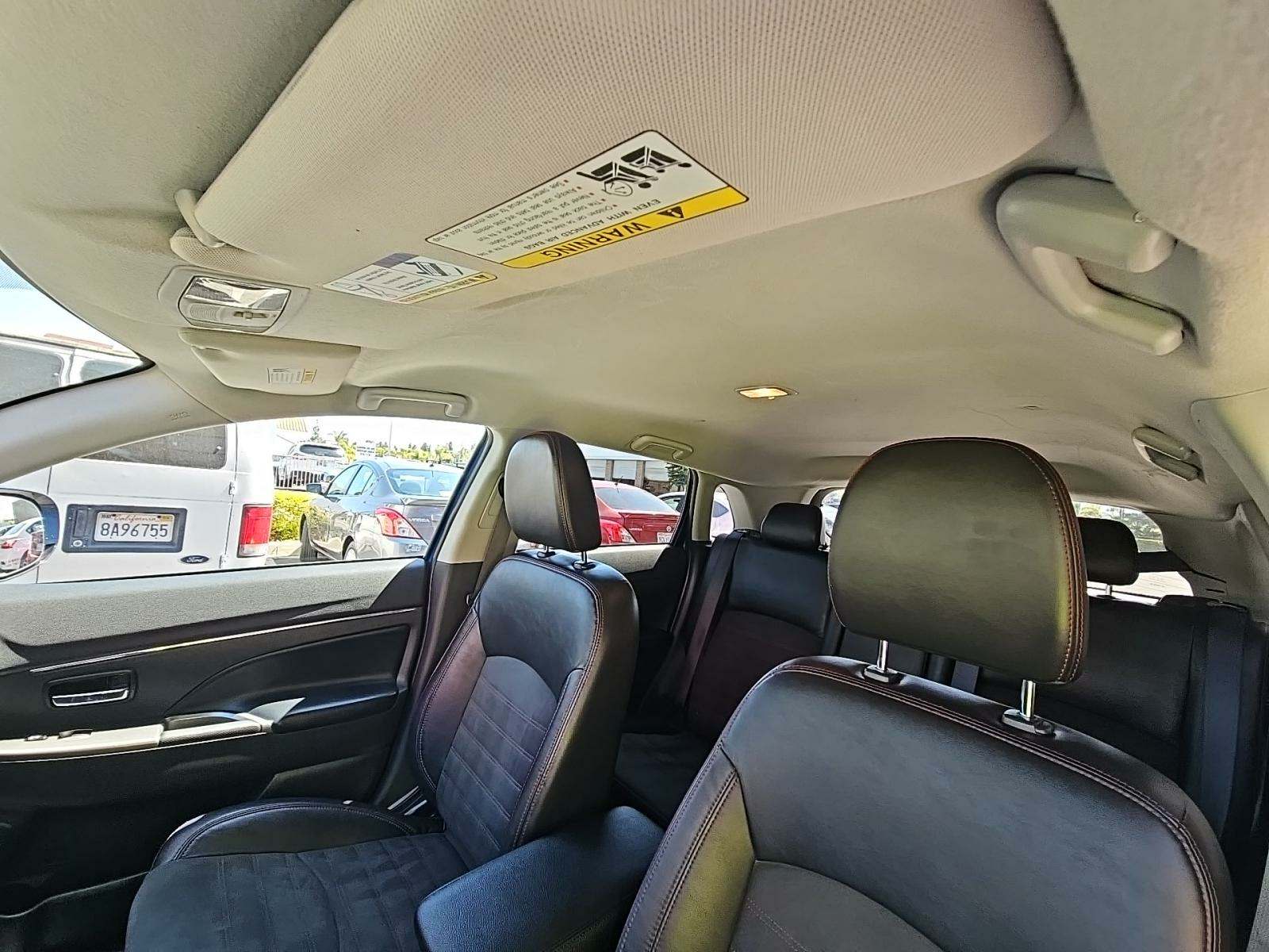 2018 Mitsubishi Outlander Sport SE FWD