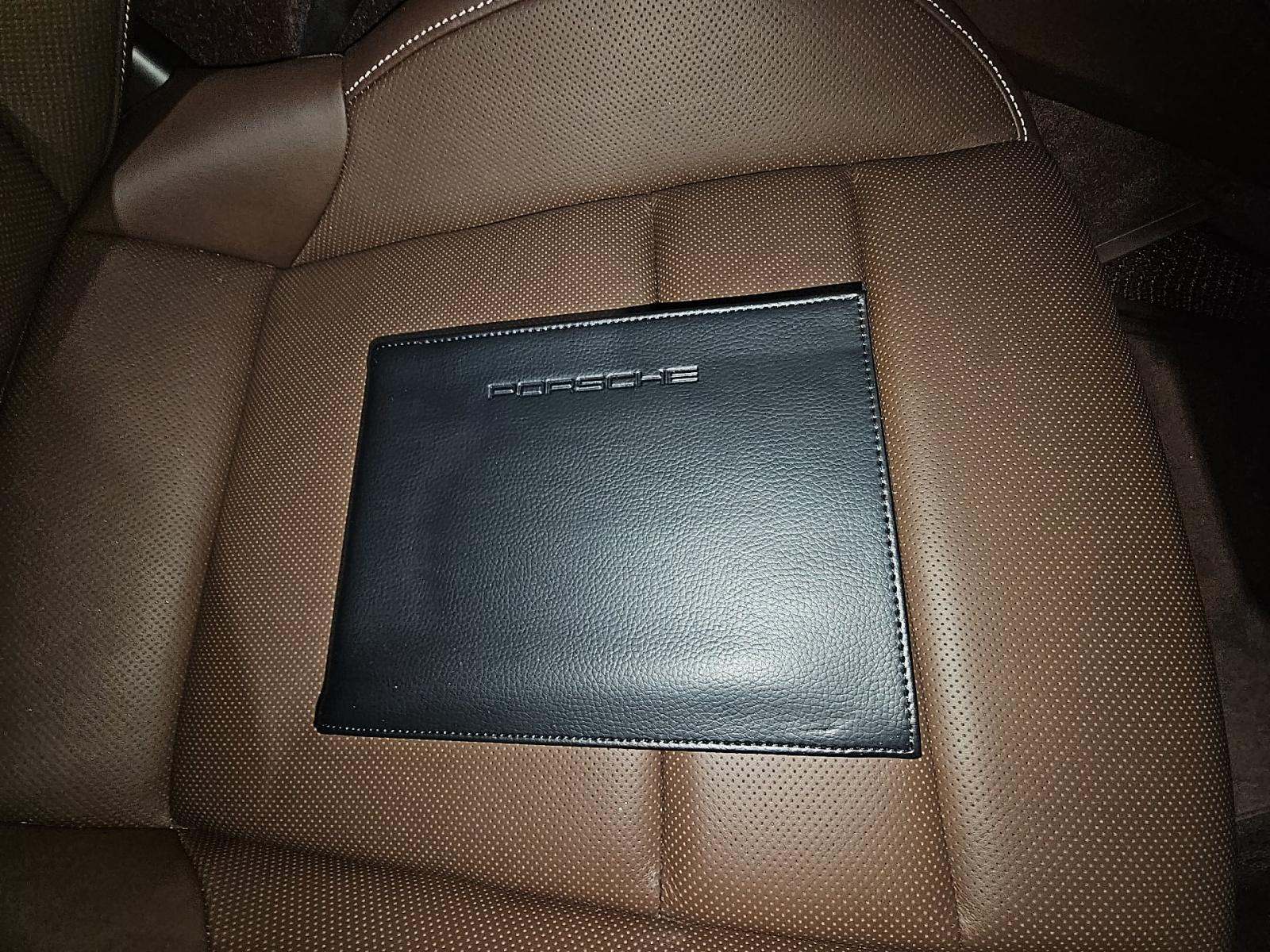 2023 Porsche 911 Carrera RWD