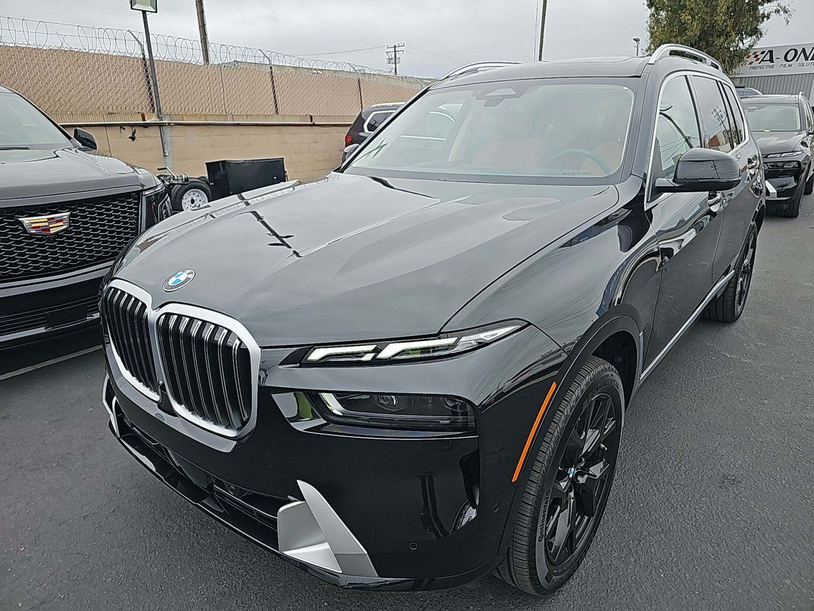 2025 BMW X7 xDrive40i AWD
