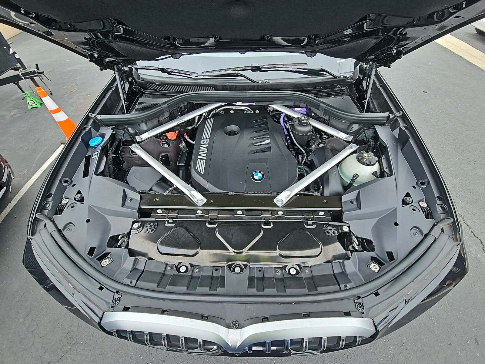 2025 BMW X7 xDrive40i AWD