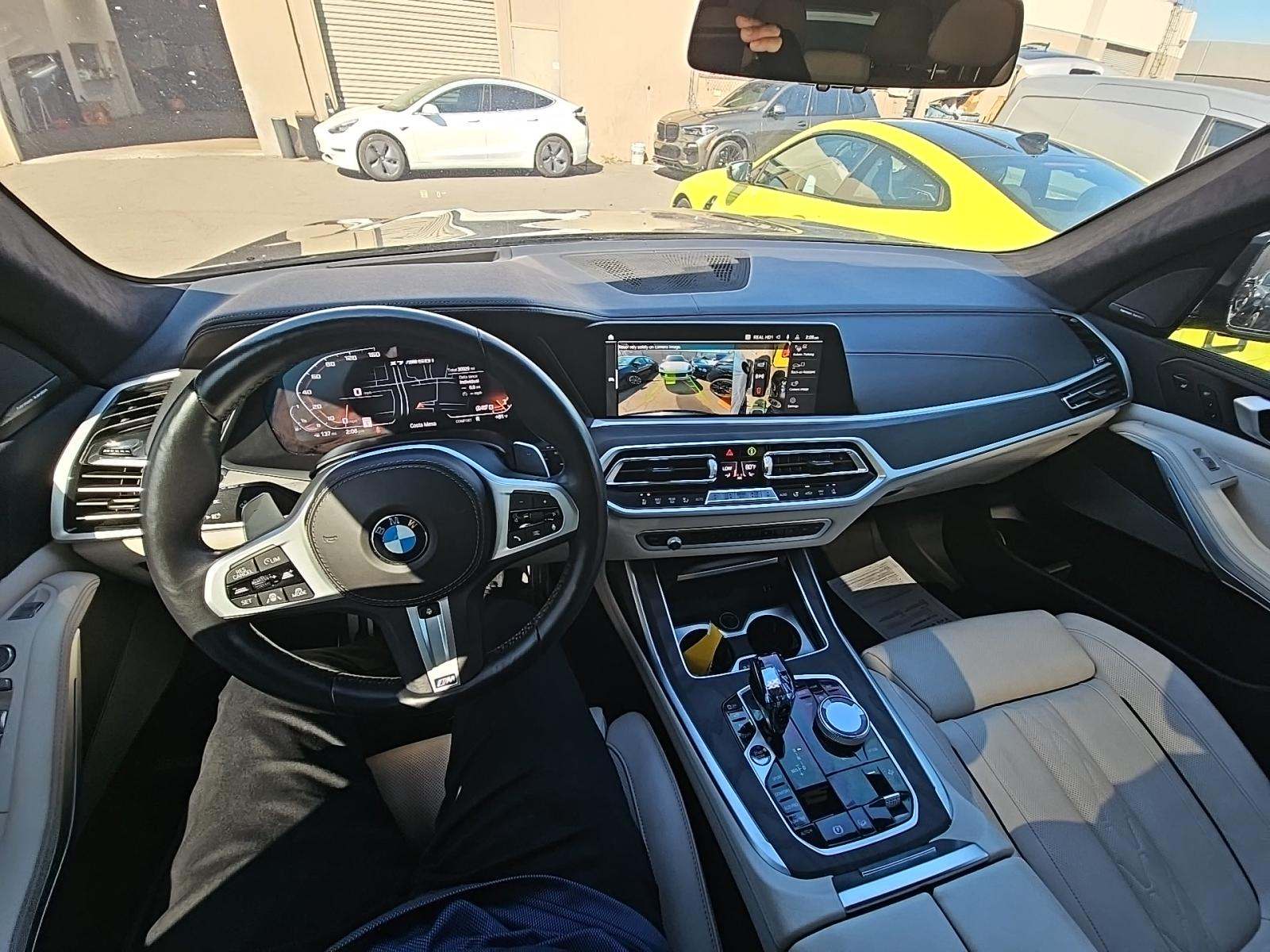 2022 BMW X7 M50i AWD