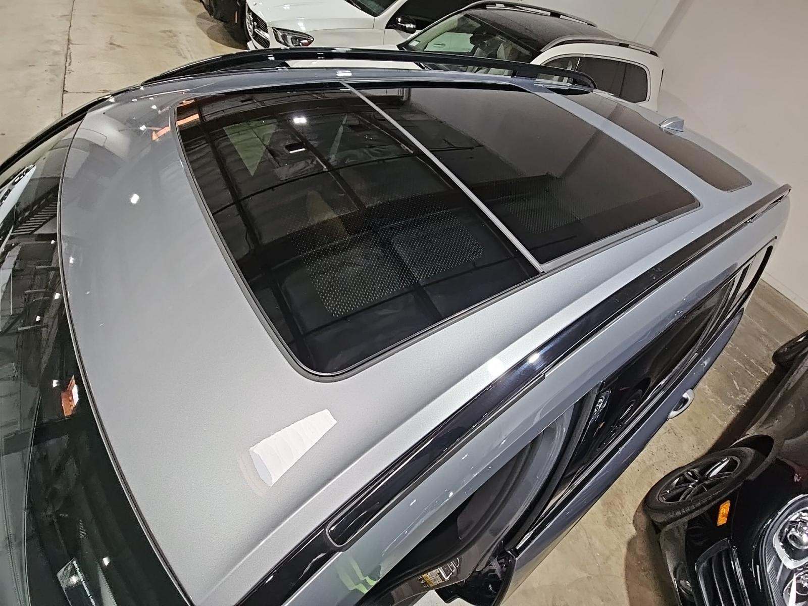 2023 BMW X7 M60i AWD