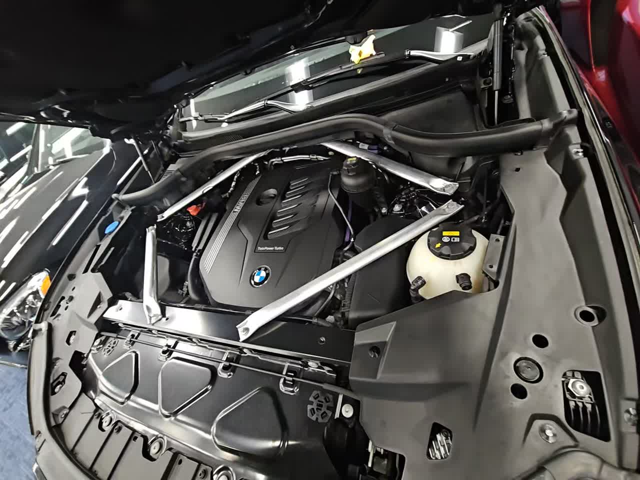 2023 BMW X5 xDrive40i AWD