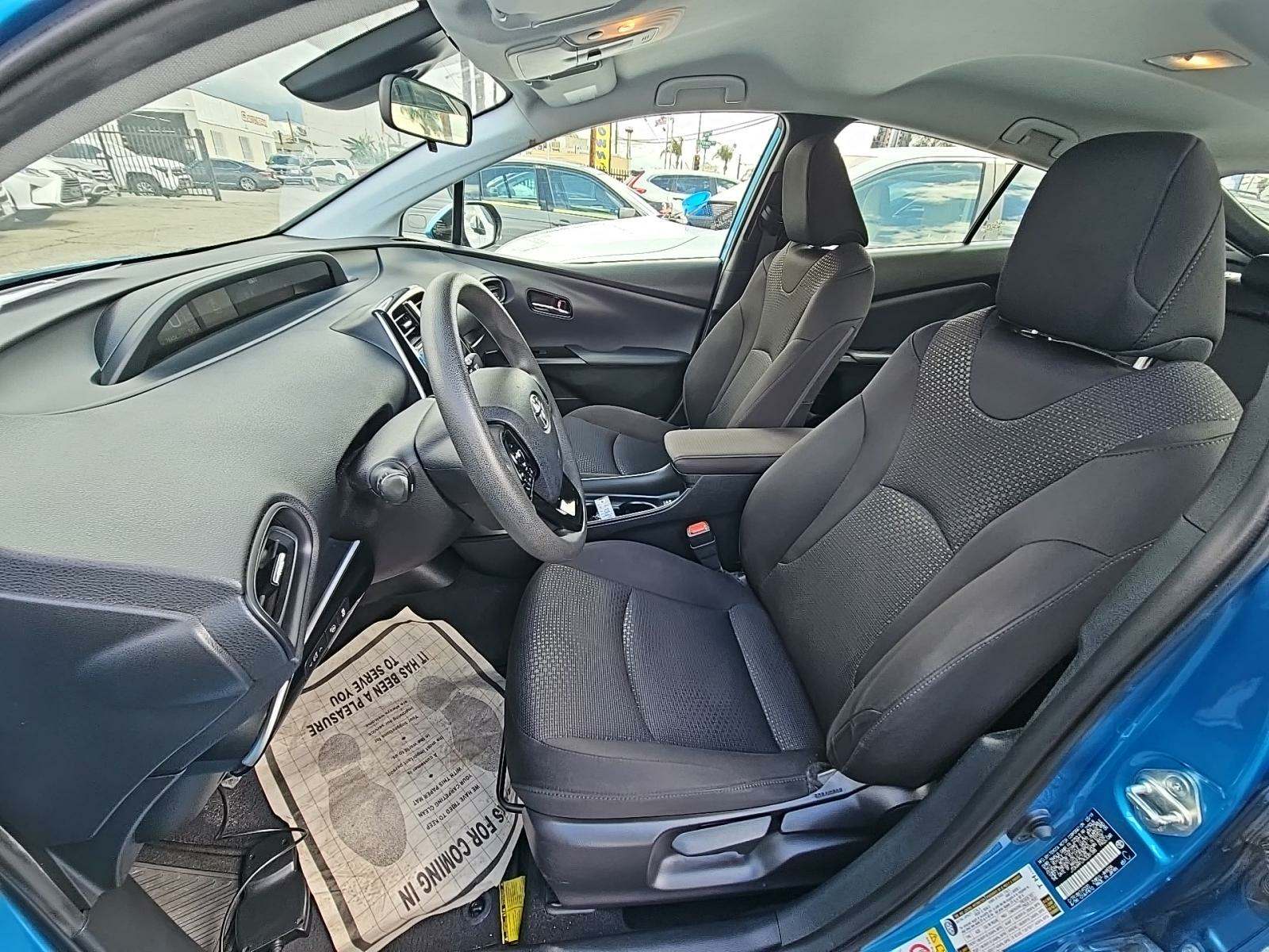 2019 Toyota Prius LE FWD