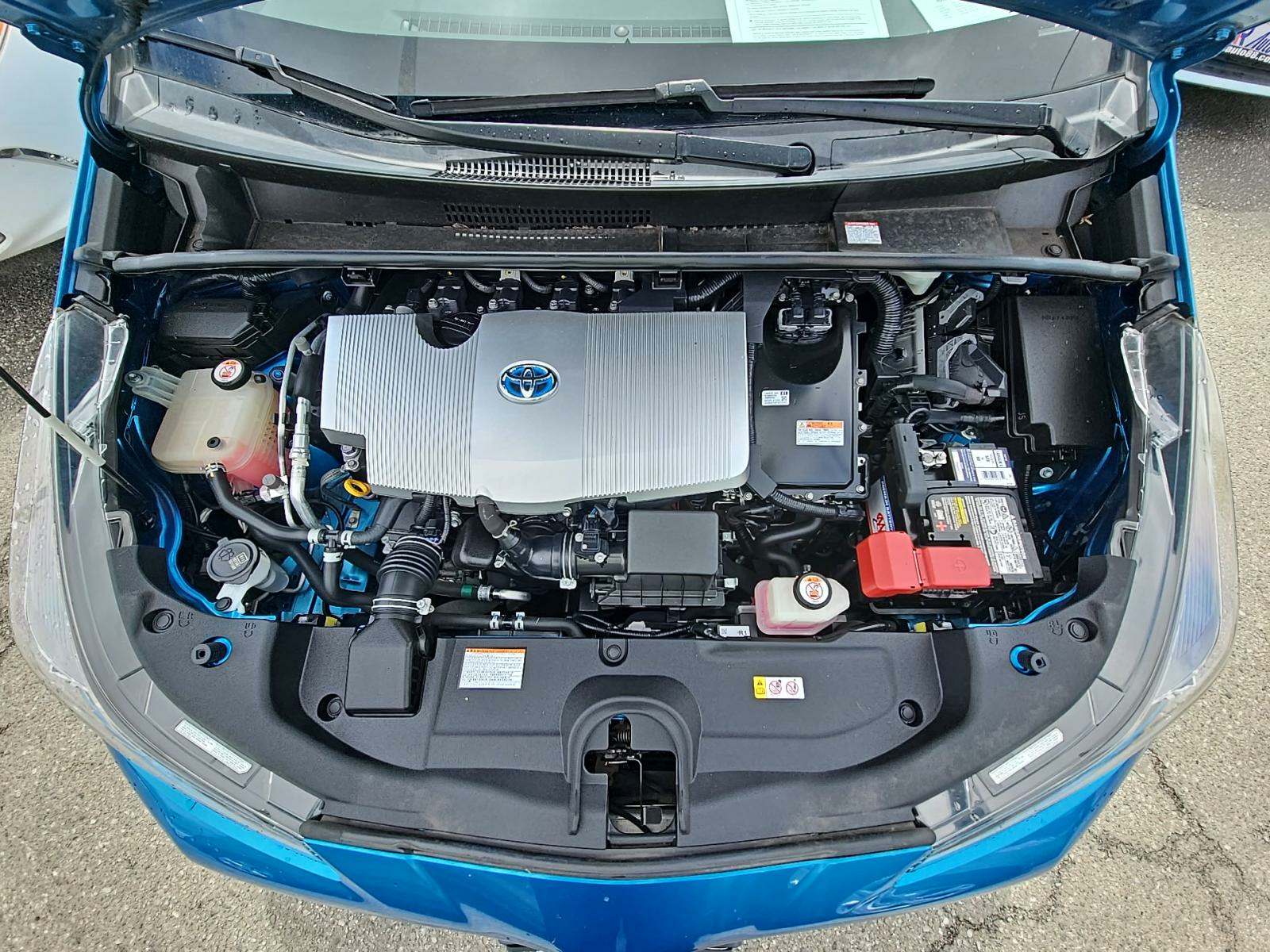 2019 Toyota Prius LE FWD