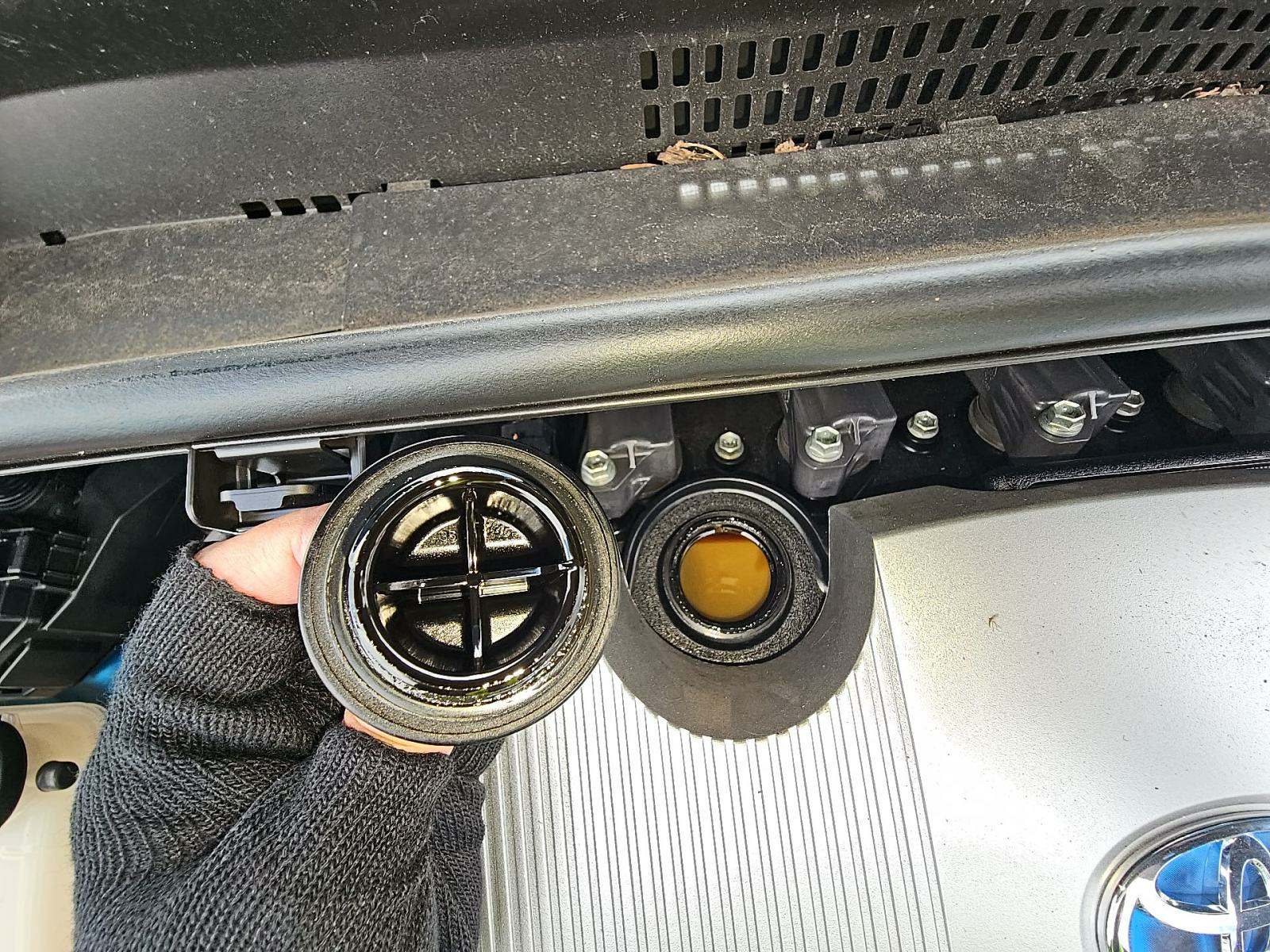 2019 Toyota Prius LE FWD