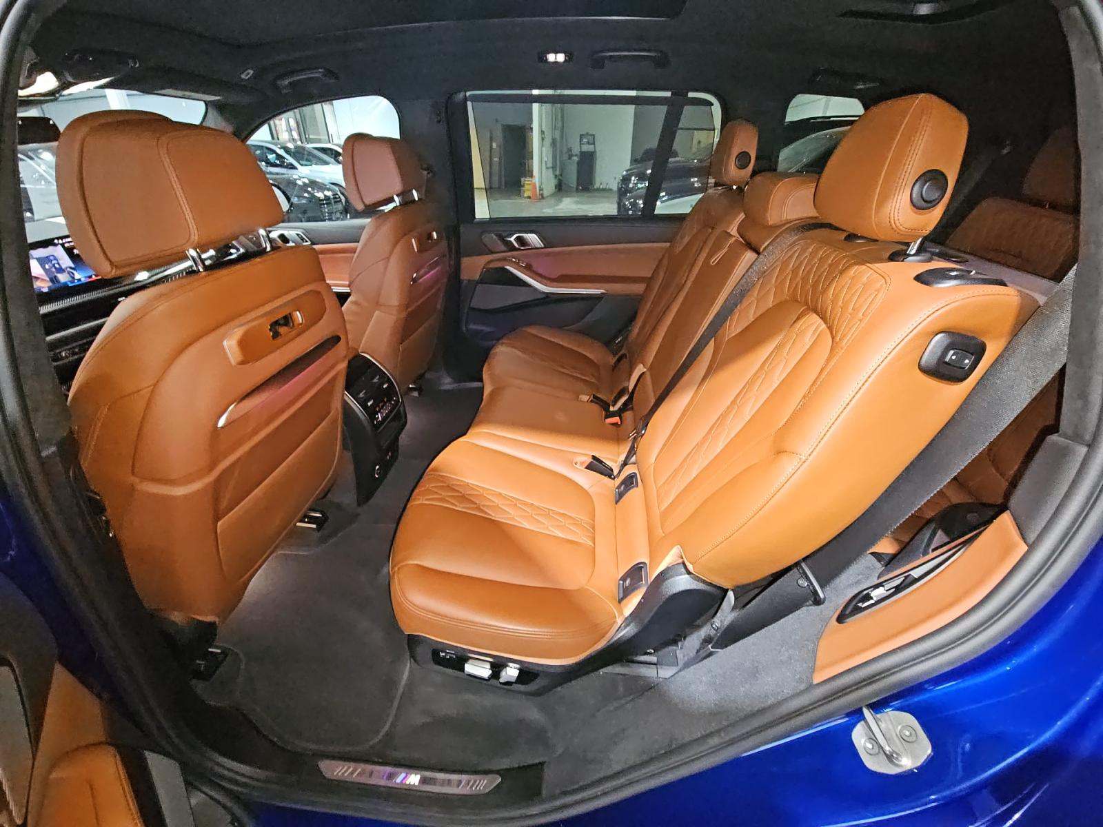 2023 BMW X7 M60i AWD