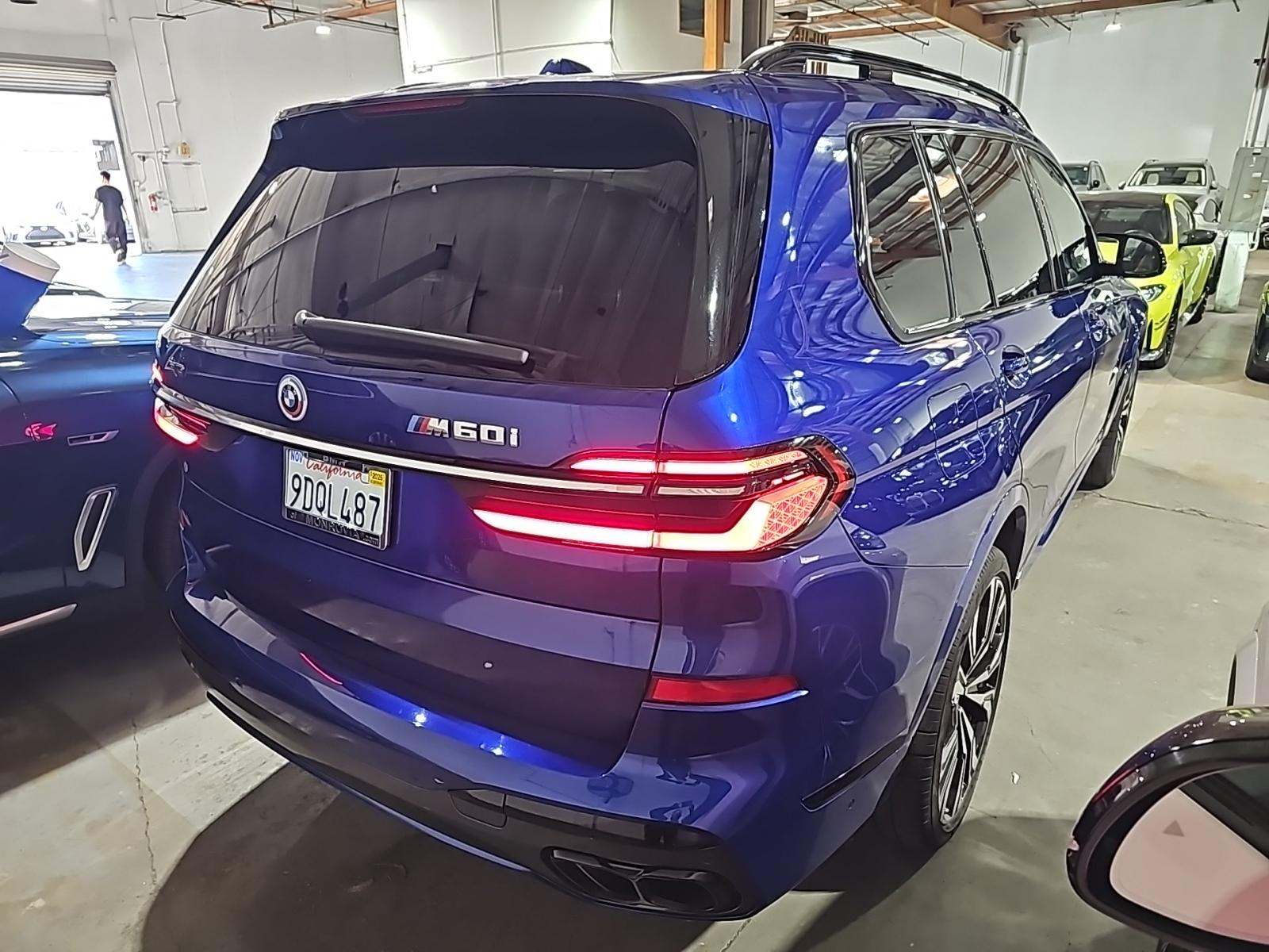2023 BMW X7 M60i AWD