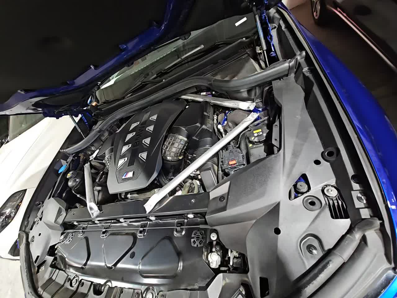 2023 BMW X7 M60i AWD