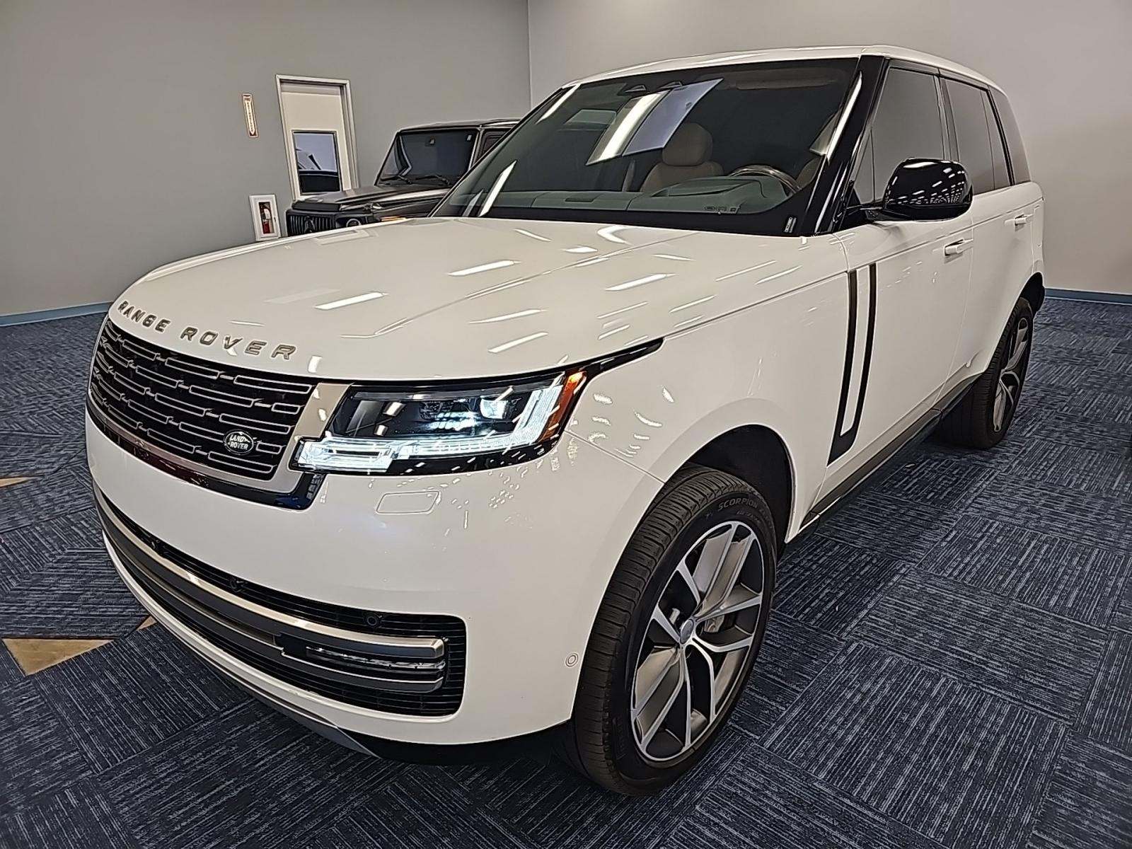 2025 Land Rover Range Rover Plug-In Hybrid SE AWD