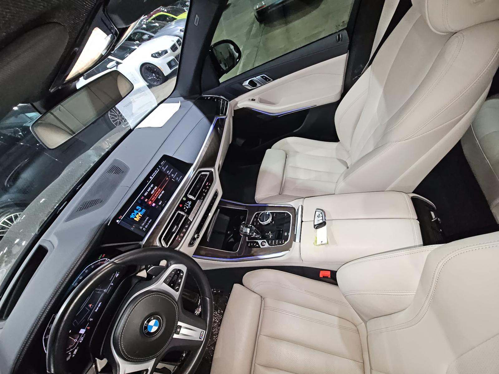 2022 BMW X5 xDrive40i AWD