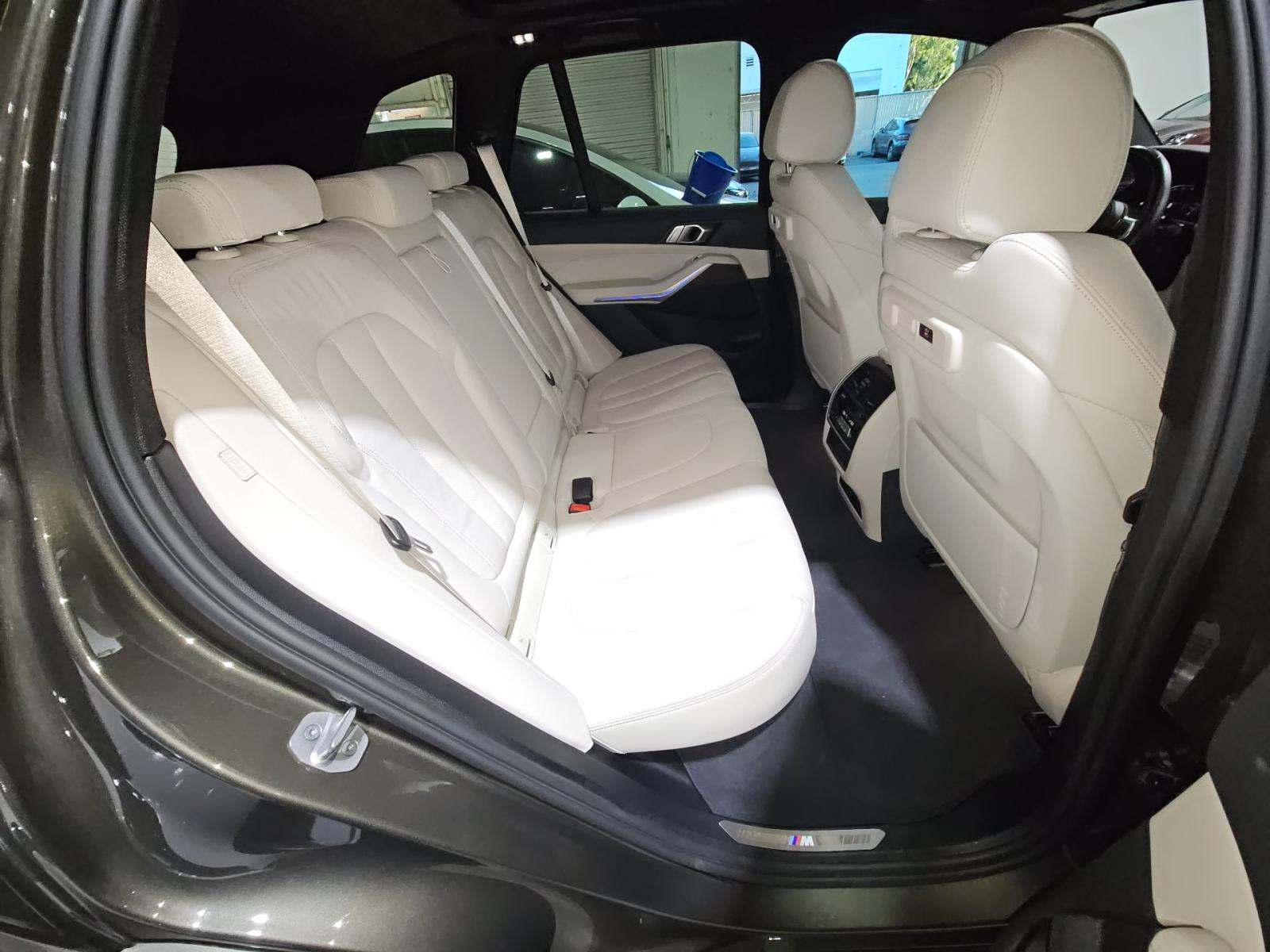 2022 BMW X5 xDrive40i AWD