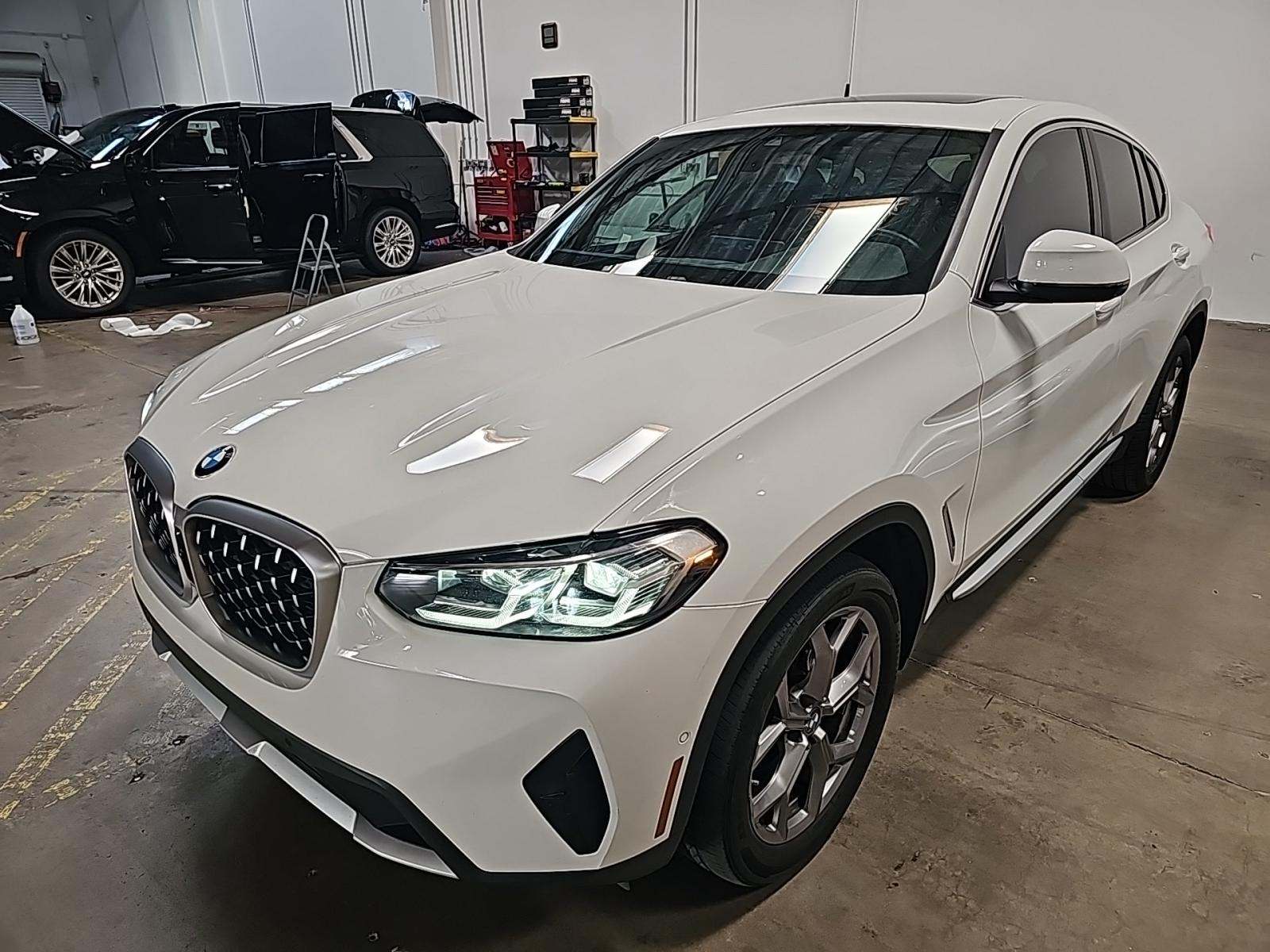 2023 BMW X4 xDrive30i AWD
