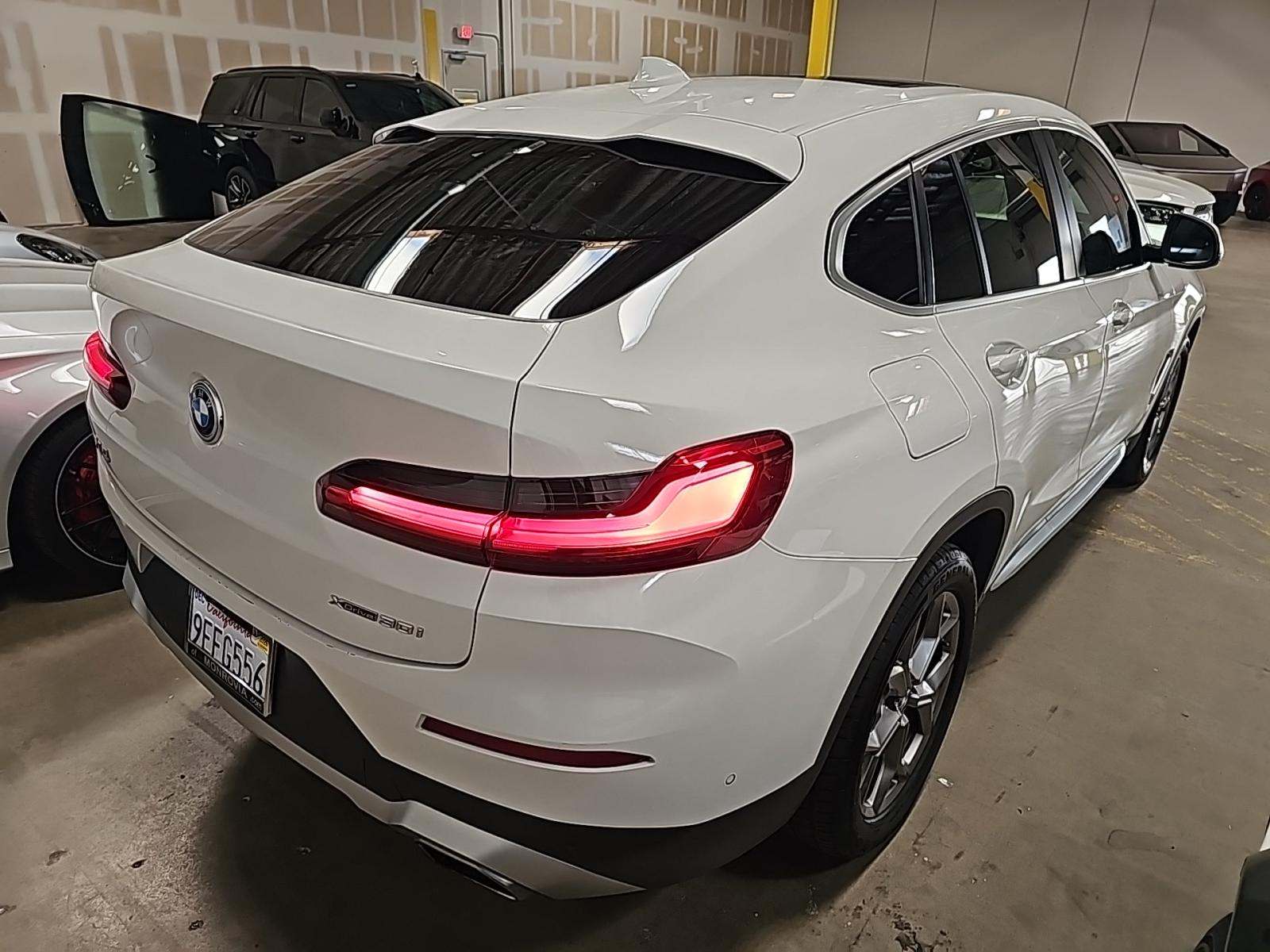 2023 BMW X4 xDrive30i AWD