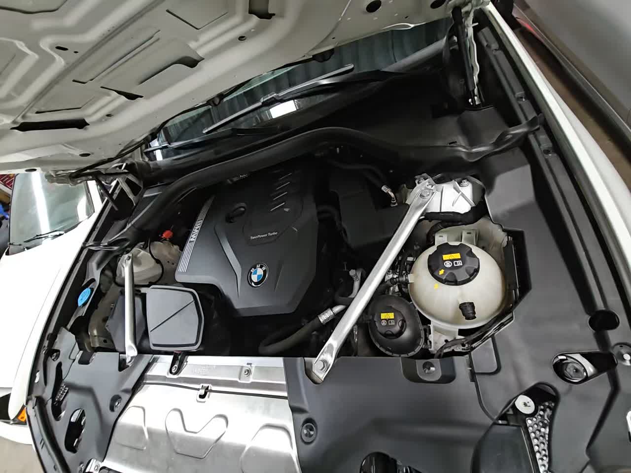 2023 BMW X4 xDrive30i AWD