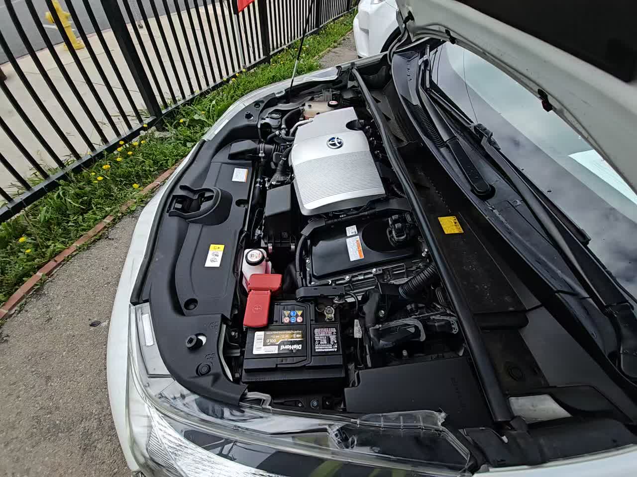 2017 Toyota Prius Two FWD