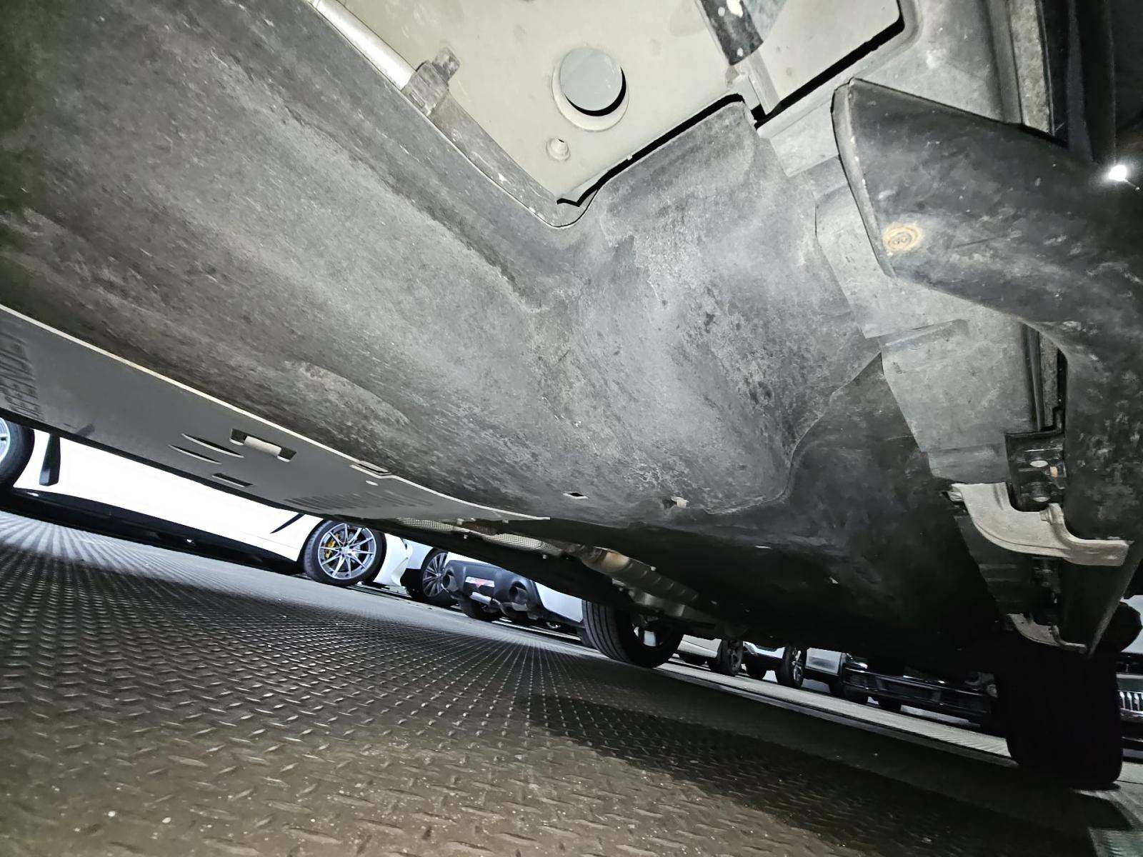 2022 Land Rover Defender 110 X-Dynamic HSE AWD