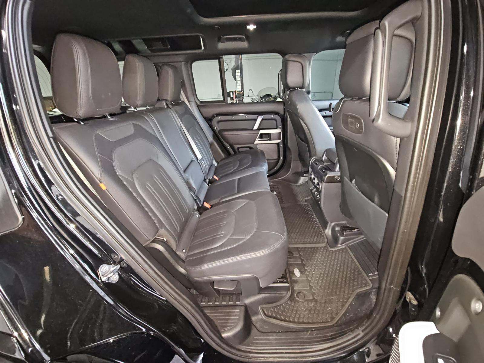 2022 Land Rover Defender 110 X-Dynamic HSE AWD