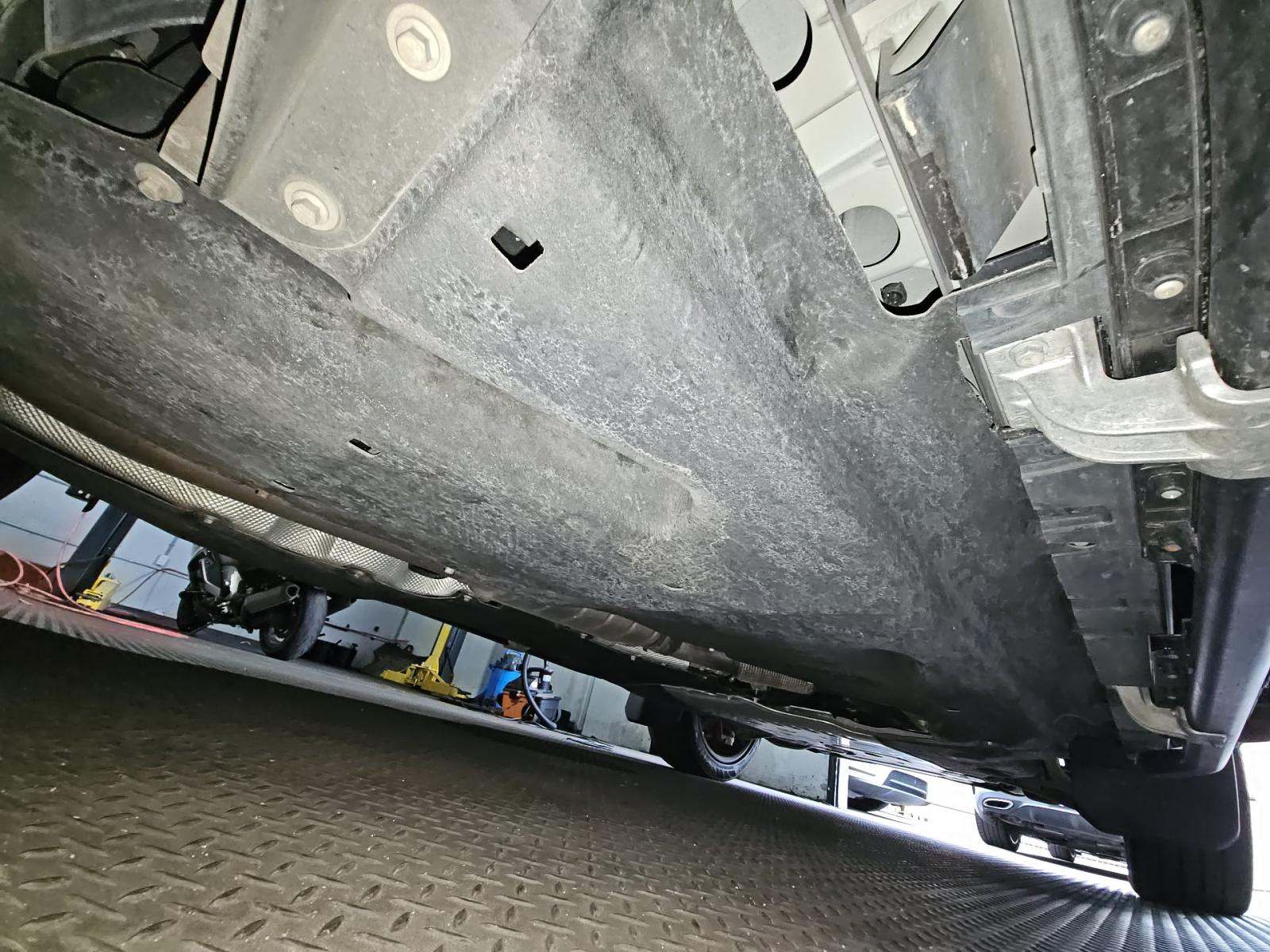 2022 Land Rover Defender 110 X-Dynamic HSE AWD