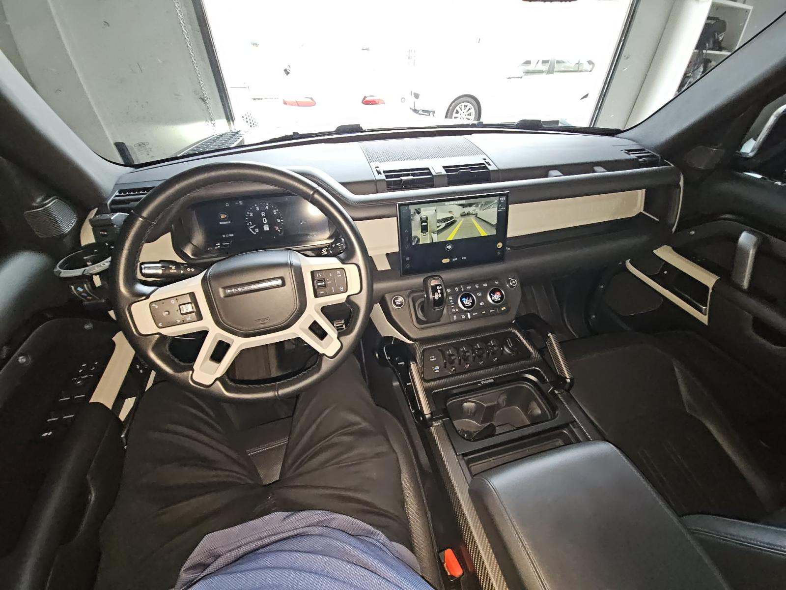 2022 Land Rover Defender 110 X-Dynamic HSE AWD